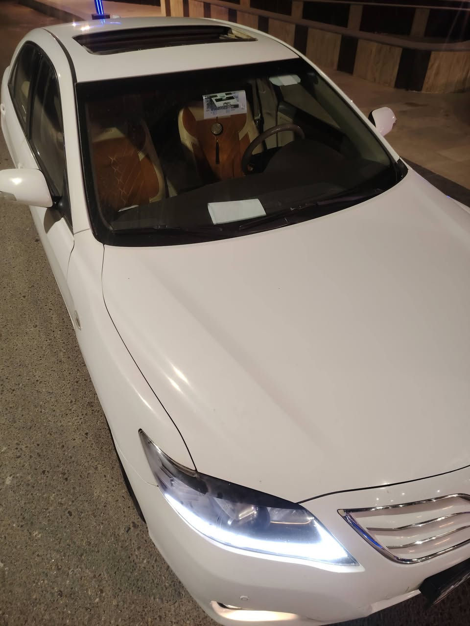 السلام عليكم  ..
كامري للبيع 2011
سعودي واحد ع واحد فول
GLX
رقم سليمانية الجديد
برده خلفيه 
سلايت 
سنوية جديدة هزة جديدة
الصبغ شبرين جوه التريشه الباب  بشرط
تحكمات ستيرن 
كشن كهربائي
داخل صاج 
مثبت سرعة
حساسات
مظومة زنون
تبرد ثلج بشرط
محرك ما مفتوح بشرط
صدر جديد
تبريد قطعتين
تخم تاير جديد
جاهزة السيارة ما تحتاج اي مصرف
استعمال شخصي
السعر / 114
العنوان تكريت القادسية
للأتصال / ***********
ملاحظه .. فقط نقد لا مراوس ولا قسط

