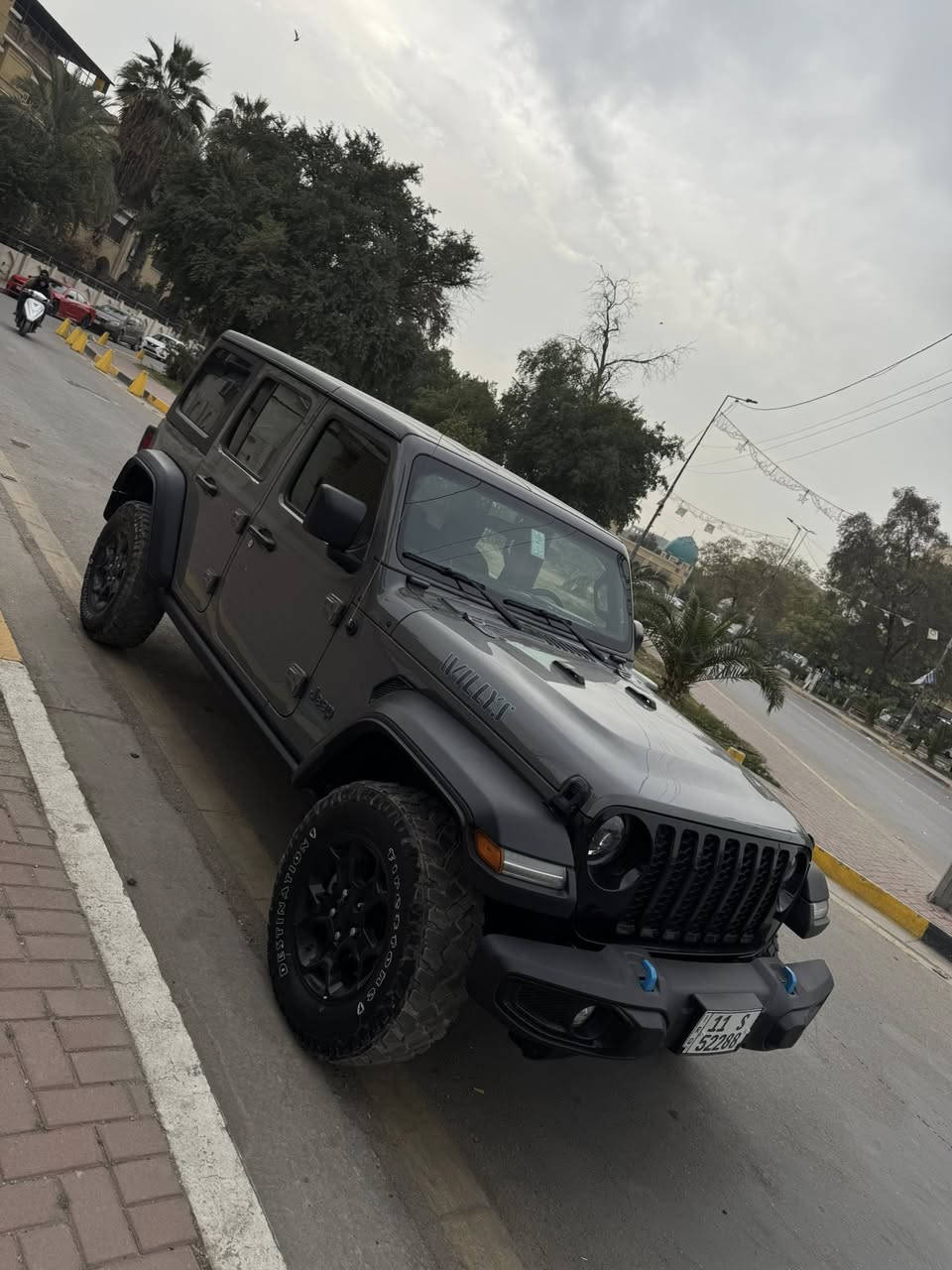 السلام عليكم جيب رانكلر 4Xe 2023  لون مميز سمنتي السعر 30500
بچم كبس سياره جدا نضيفه دخول جديد

‏Jeep Wrangler 4Xe 2023 2.0L 4

حجم المكينه : 2000 تيربو + هايبرد + هجين شحن خارجي
المسافه المقطوعه : 35000       
                       السياره حادث بسيط جدا فقط تبديل باب الصندوق 
                  

#المواصفات 
1.قماره تتفصخ اصير كشف
2.بصمه 
3.لوكير
4.كشافات 
5.شحن خارجي
6. شاشه
7.بيها سستم صوت 
السعر 30500$ وبيها مجال 

للاستفسار الاتصال على الرقم

***********
