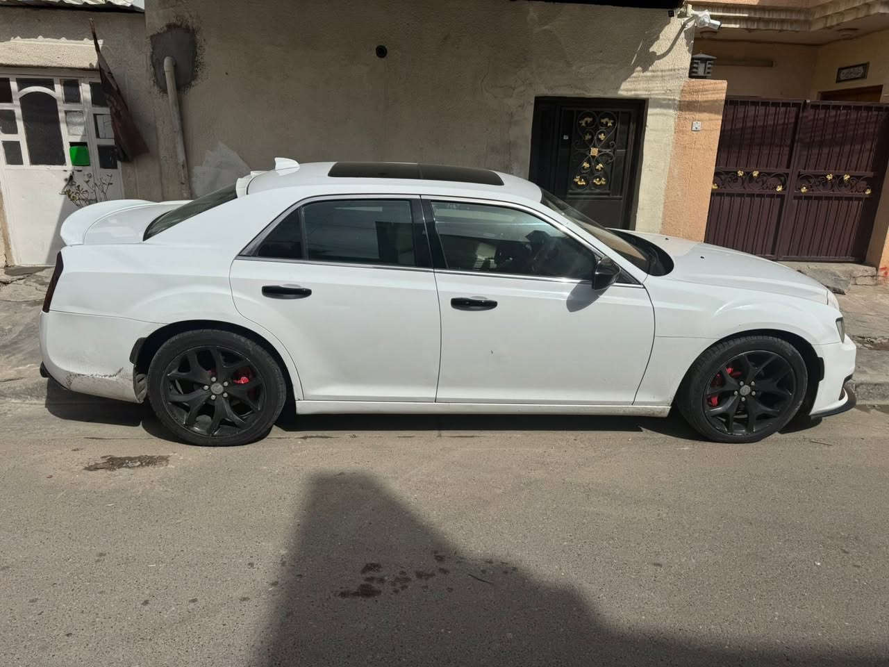 السلام عليكم
للبيع او مراوس حسب القناعه

كلايسلر ( اوباما) c300

موديل 15

وارد امريكي تحديث دعاميات SRT

السياره داخله كلين تايتل

بدون ضربه بدون ايرباك

صار بيه هنا بالعراق طخه بسيطه ونصبغ ع كده كارت 

كما موضح بالسونار

سياره ماشيه سبعينات

بانوراما

كشنات جلد ابيض + تدفئه تبريد

برده خلفيه

بجم عريض

كشنات كهرباء+ استيرن كهرباء

محرك 6 سلندر 

بجم زينون

دفيوزر SRT

بدون ايرباك كله سليم

اخوان السياره جاهزه من كلشي بدون اي نقوصات

وين ميعجب اطلع تراي 

وكلشي موضح بالسونار

رقم بغداد تحويل مباشر ومكانه بغداد

السعر ب228$

واي استفسار اني حاضر

***********

***********

( محمد الصعب )
