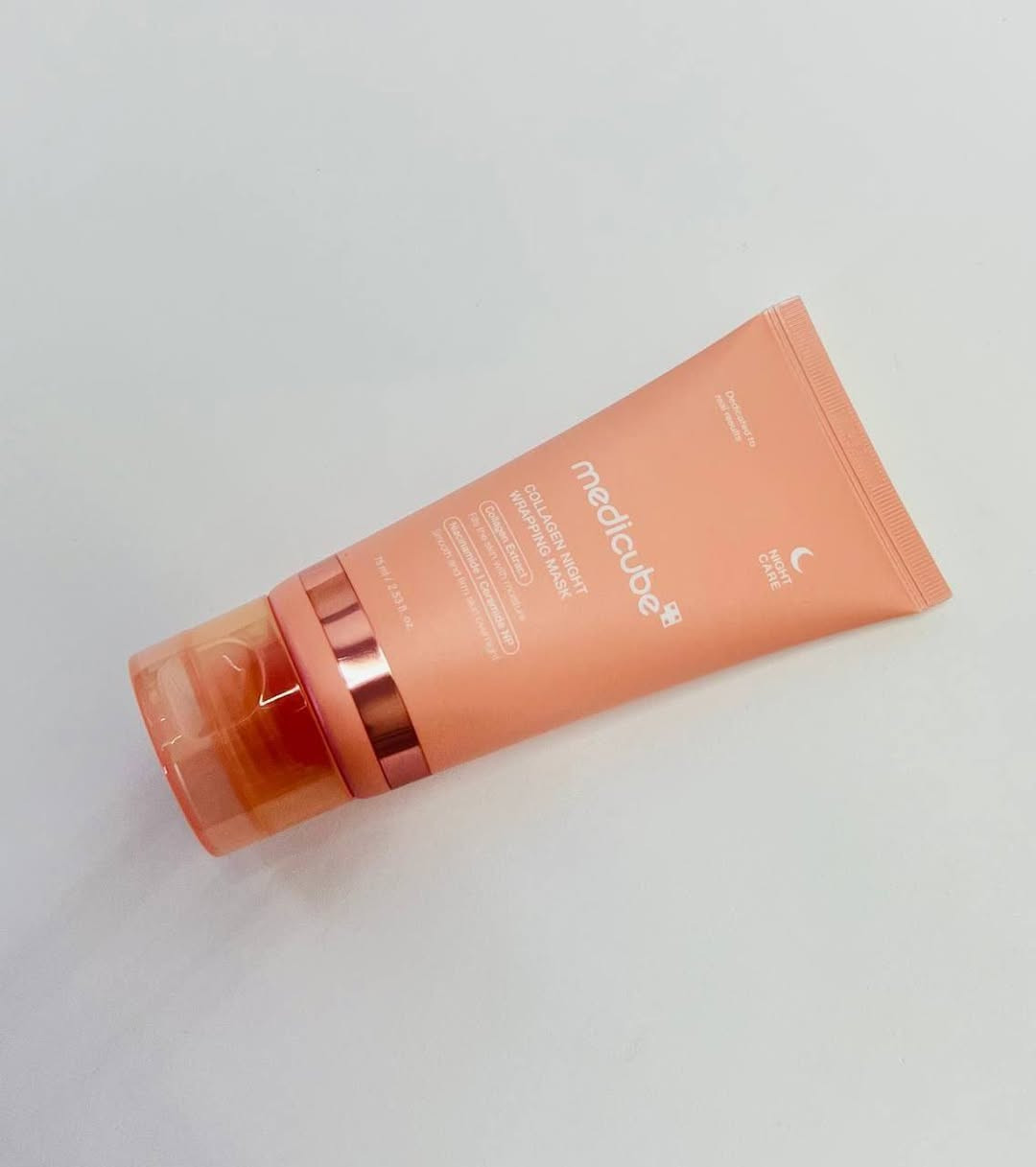 MEDICUBE 💕
NEW❤️‍🔥

استيقظي على بشرة لا تُقاوم…
 ماسك ليلي غني بالكولاجين يعزز مرونة البشرة ويرطبها بفعالية، ليمنحكِ إشراقة ونضارة صحية
يوفر عناية مكثفة بفضل طبقة الكولاجين التي تحافظ على الرطوبة والمغذيات في أعماق البشرة أثناء النوم
يساعد في تحسين ملمس البشرة 
مختبر سريرياً وآمن للبشرة الحساسة

السعر /خاص


**إذا كنت صاحب هذا الإعلان وتريد حذفه لأي سبب، رجاءا أرسل رسالة إلى الدعم الفني**