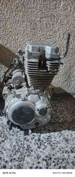 غراض بوكسر كلمن وسعره ‏‪***********‬‏
ادخل خاص وبيك خير و دلل+بوكسر كلاسك مديل 23 كل غراضه موجوده كشن تانكي كور  كوم حديد بيه بكن رايده 450وبيه مجال بصيط تريد تاخذه هيج تريد نشده الك عنواني بغداد البياع معالف
