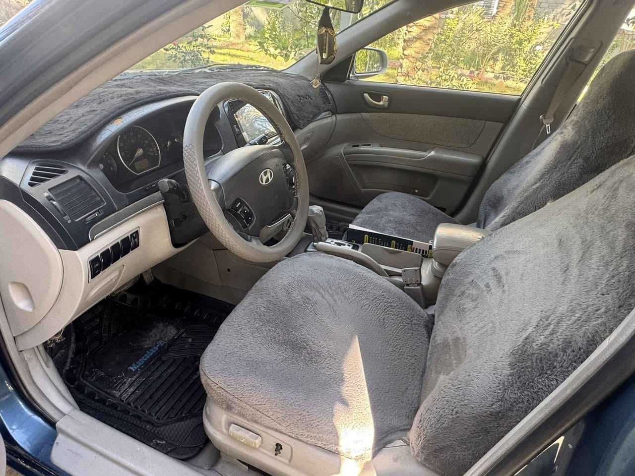 ياالله السلام عليكم اخوان سوناته موديل ٧  أمريكيه مكينه ٢٤٠٠محرك كير خير من الله السياره فتحه فول موصفات اخوان السونار البارحه أخذته وراح نشره ويه صور شوفها وقتنع وتصل وخادم اني السياره جاهزه الف ماتصرف عليها المكان كربلاء الحسينه السعر ٩٨وبيها مجال ورقم بغداد دولي تحويل مباشر لاستفسار اتصل ***********
