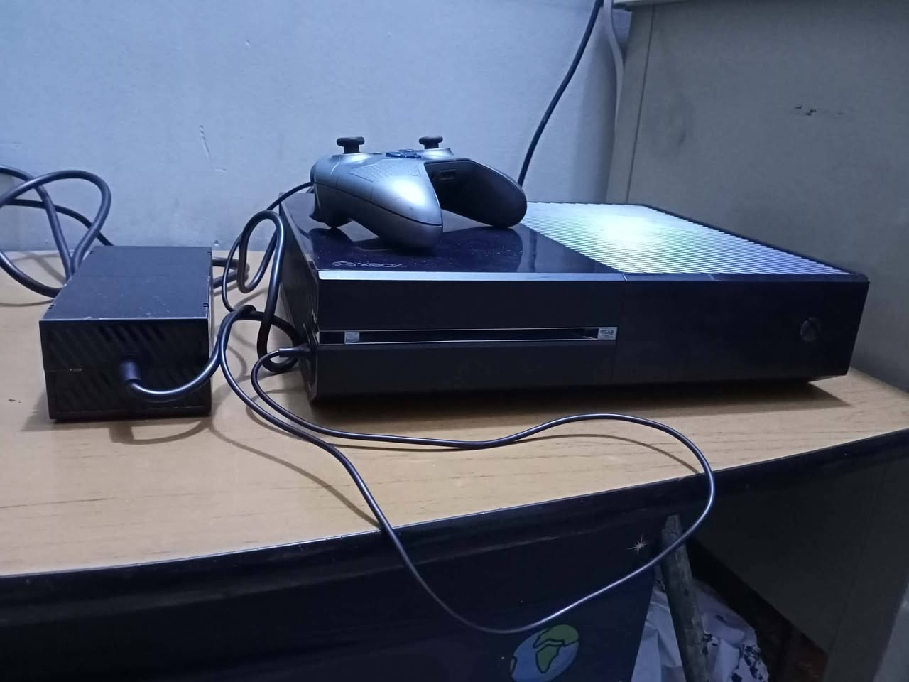 اكس بوكس ون فات كامل ملحقات ذاكرة 500 ويه قرص GTA 5 سعره 120 عنوان الزعفرانية شراي يجي خاص


**إذا كنت صاحب هذا الإعلان وتريد حذفه لأي سبب، رجاءا أرسل رسالة إلى الدعم الفني**