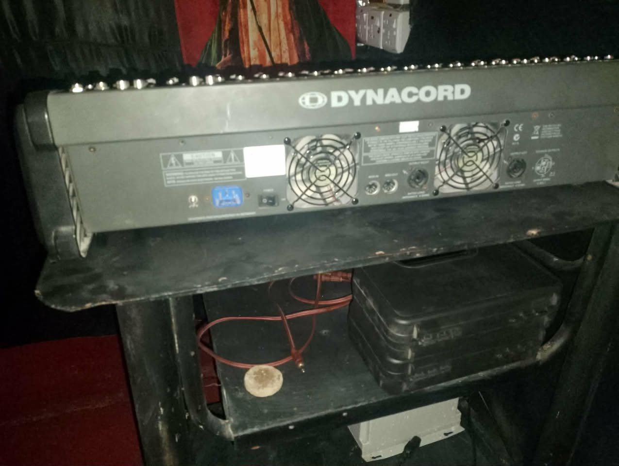 السلام وعليكم جهاز دينكور  بور  1600 نضافته 100/80    مستعجل عله بيعته هاذه رقمي *********** بي وساب السعر بل خاص
