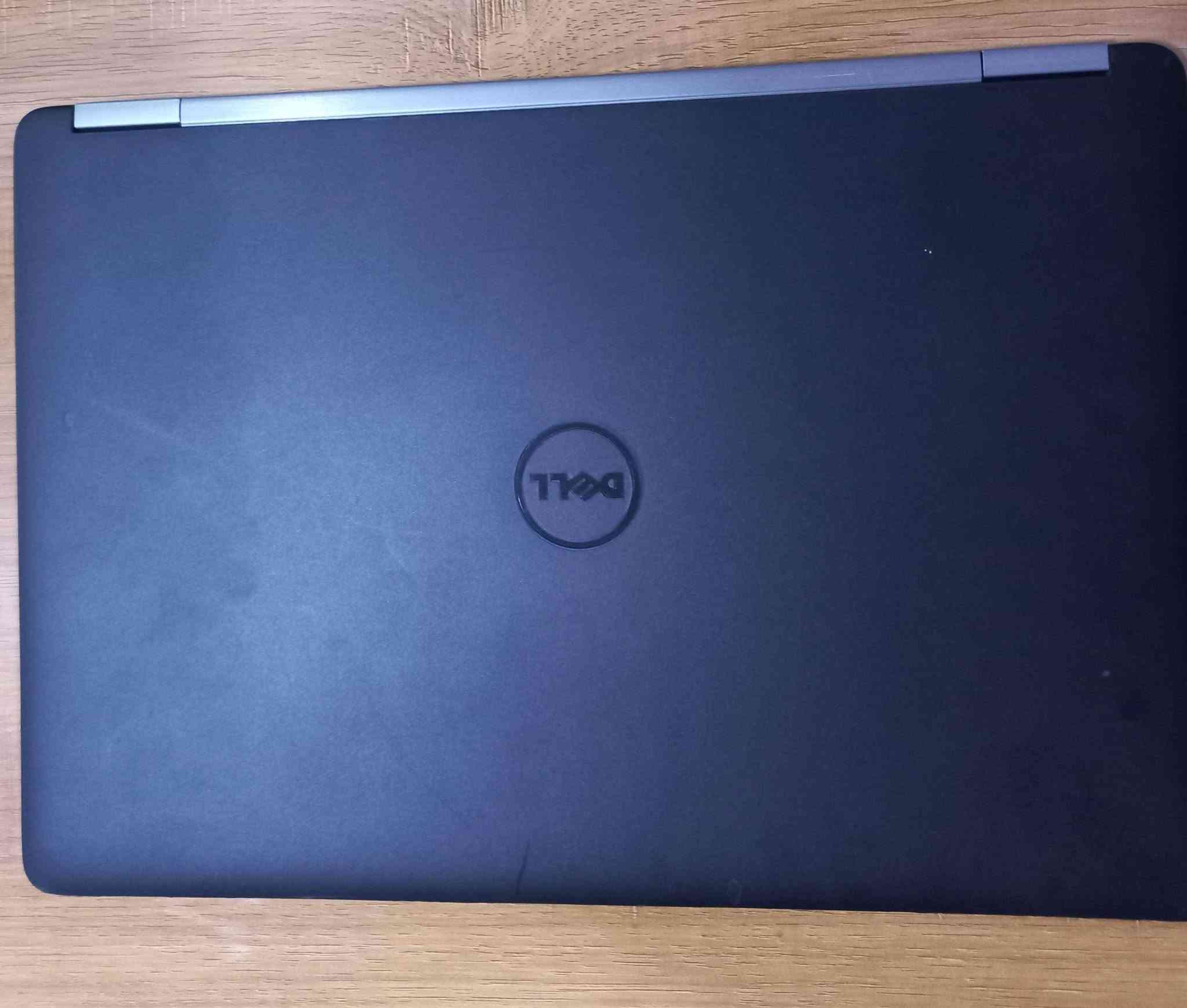 📢 للبيع لابتوب Dell Latitude E7470 بحالة جيدة جداً 💻
✅ المواصفات:
الموديل: Dell Latitude E7470
المعالج: Intel Core i5-6300U @ 2.40GHz
الرام: 8GB RAM
التخزين: 256GB NVMe SSD
كرت الشاشة: Intel HD Graphics 520
شاشة 14 إنج
نظام 64-bit
كيبورد عربي + إنكليزي
✅ مميزات الجهاز:
سريع بالإقلاع والتشغيل بفضل SSD
مناسب للدراسة والعمل وبرامج الأوفيس والتصفح والبرامج اليومية
شاشة واضحة وأداء ممتاز
تصميم عملي وخفيف وسهل الحمل
الجهاز نظيف وجاهز للاستخدام مباشرة
الفحص متاح عند الاستلام
📍 الموقع: ديالى - جديدة الشط
📞 للتواصل: ***********
