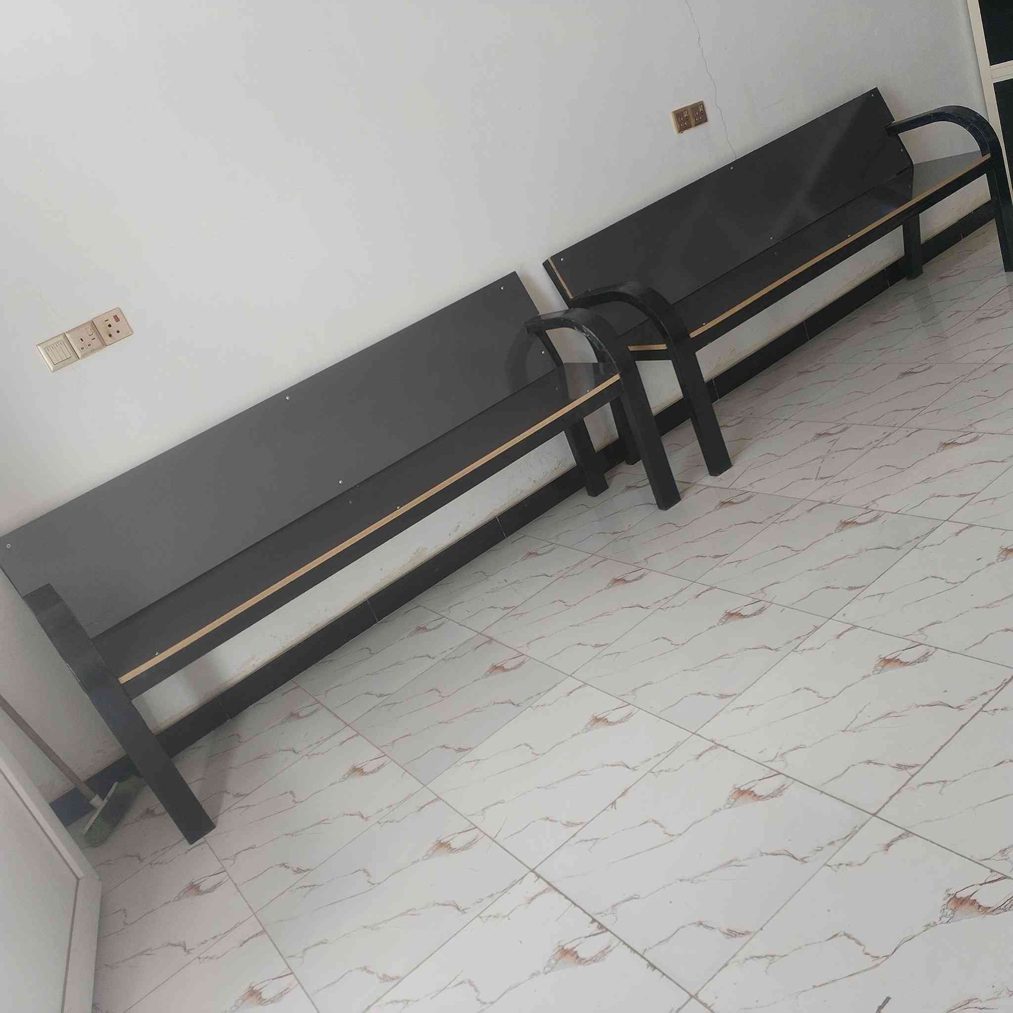 سلام عليكم يوجد
لدينا جلسات مكتب بيت حديقه جوكر يرهمن كلشي *********** السعر ١٨٠ بي مجال
