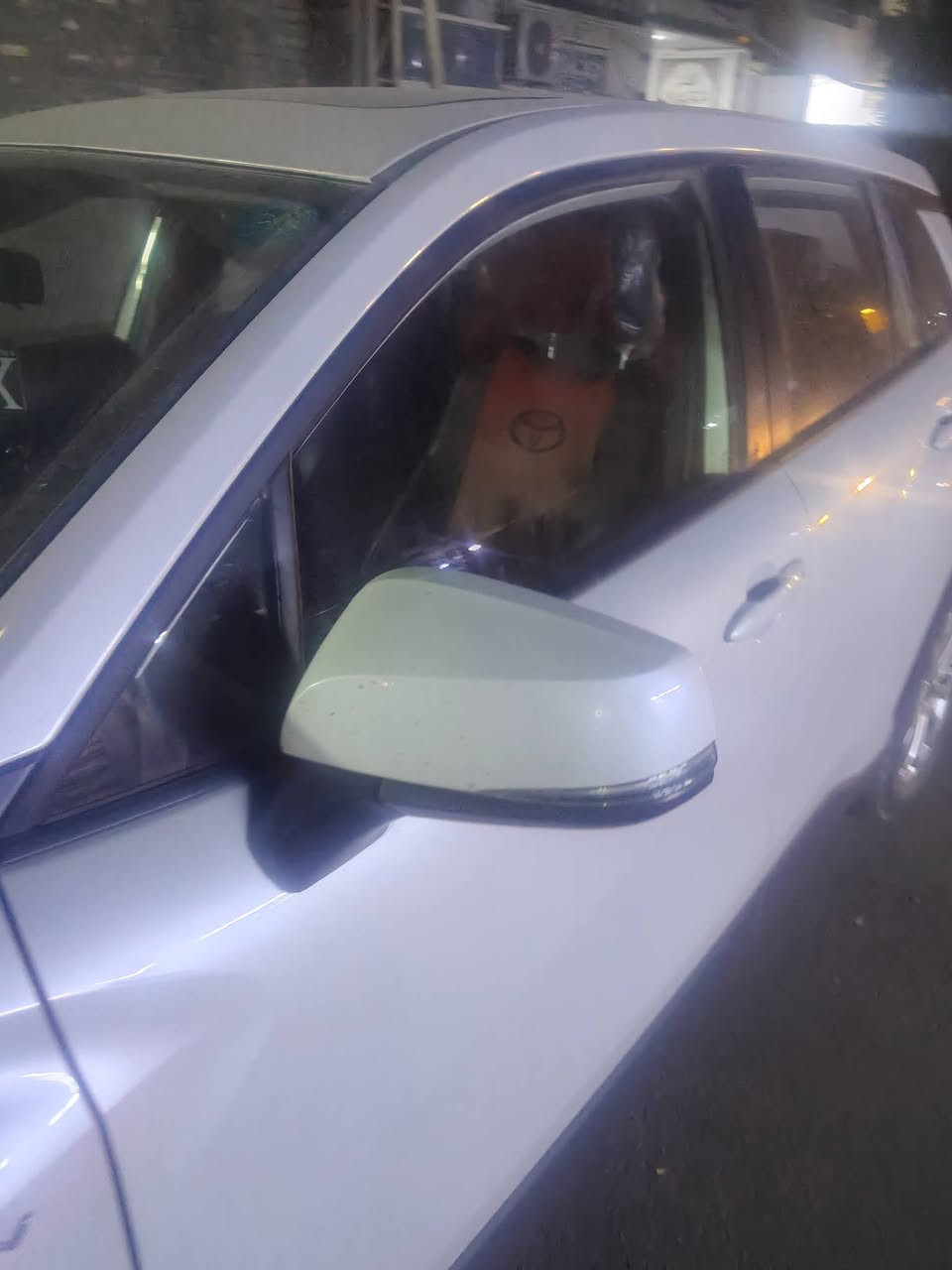 السلام عليكم
فورت لندر. 2025

ماشيه 40 الف كفاله عام 

سعر 26

***********
