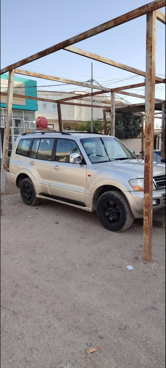 باجيرو للبيع موديل 2004 سبعه راكب محرك بلادي3000 مري شفط تبريد 3قطع تخم تاير حداديه جديده مكينه وكير وحداديه جديدات دواخلها نضيفه السياره السعر 70 وبي مجال حگ الجيه عنوانها النجف قضاء الكوفه الاستفسار ***********
