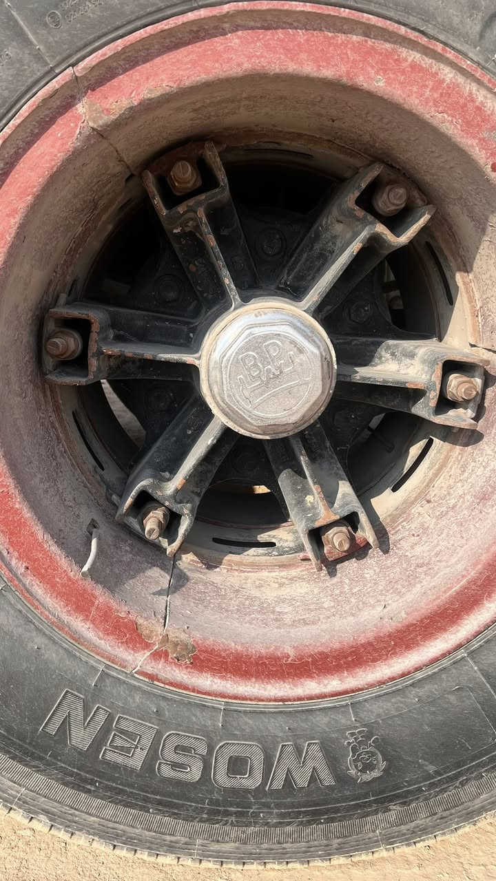 السلام عليكم 
من رخصت الادمن 
فراشات عدد6 للبيع وبطيخه عدد 6 حجم 16 العنوان الأنبار القائم ***********
