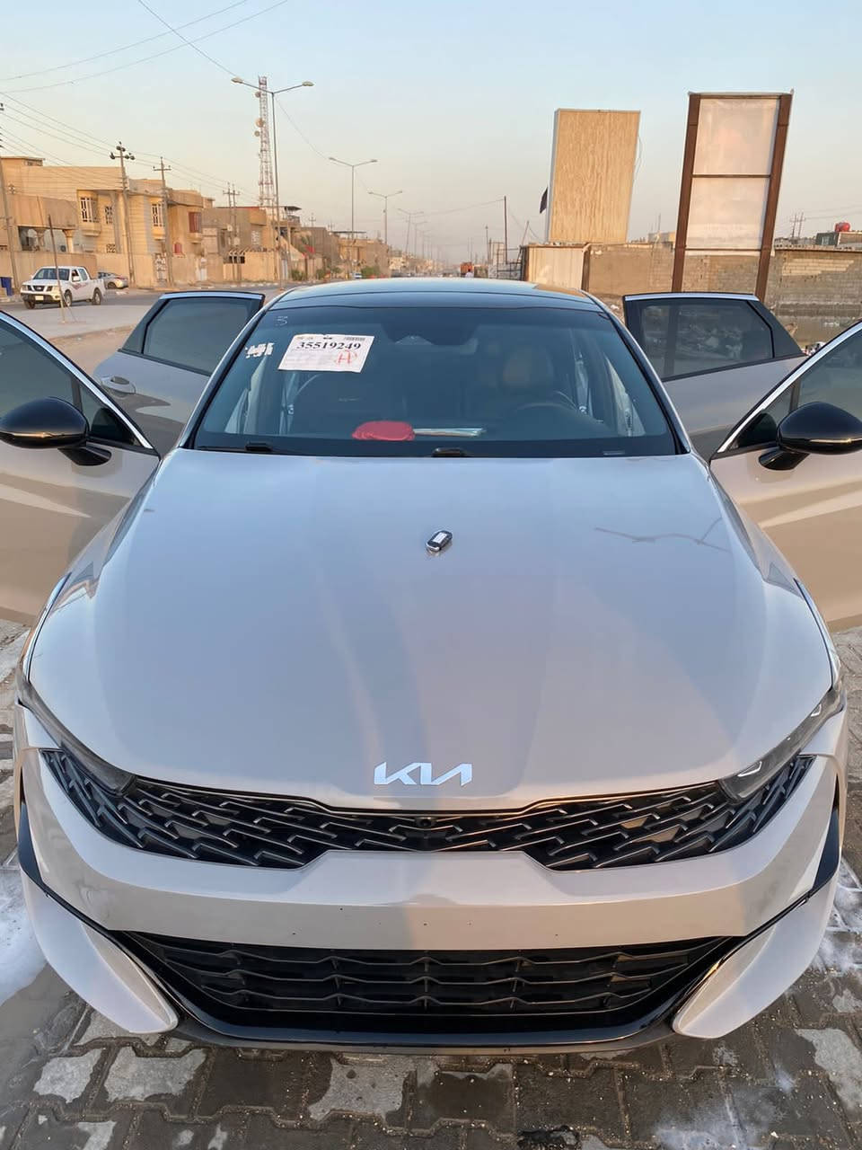 كيا K5 GT Line
موديل 2021

 المحرك: 1600 تيربو

 الممشى: 125 الف كيلومتر

 الرقم: مثنى – معوقين ( وكالة عامة) ب2028 تصير حرة

الحالة:

 • حادثها جاملغ وبنيد لا شواصي ولا لغود 

المواصفات:

•بانوراما

• بصمة + تشغيل عن بعد

 • 4 أنظمة قيادة (عادي – سبورت – اقتصادي – ذكي)

• رادار (أمامي – جانبي )

 • توقف ذاتي أمامي

 • تحديد مسار

 • LED أمامي وخلفي

 • لايت 4 عدسات زينون

 • Android Auto & Apple CarPlay

 • شاشة لمس + شاشة أعطال

 • كاميرا

• سايد بريك كهربائي

 • تحكم ستيرن جهتين

 • نظام أوتو

السعر 157 وبيها مجال وتدلل 

السيارة نظيفة ما متعوبة مكينة وكير كفالة من اي مشكلة بانزين كلة محسن وسوبر ما شامة العادي ودهن اصلي من موتول وصور الحادث وتقرير الفحص وي الصور موجودات 

 المكان: البصره / المعقل-الابلة

 الاتصال: ***********
