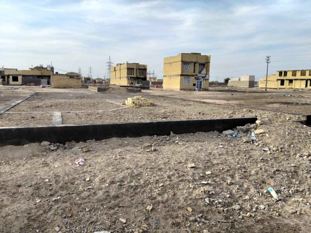 بتلو طابو البيع مساحته 200 متر بل الفداء وره الواقعه السعر 67 وبيه مجال ***********
