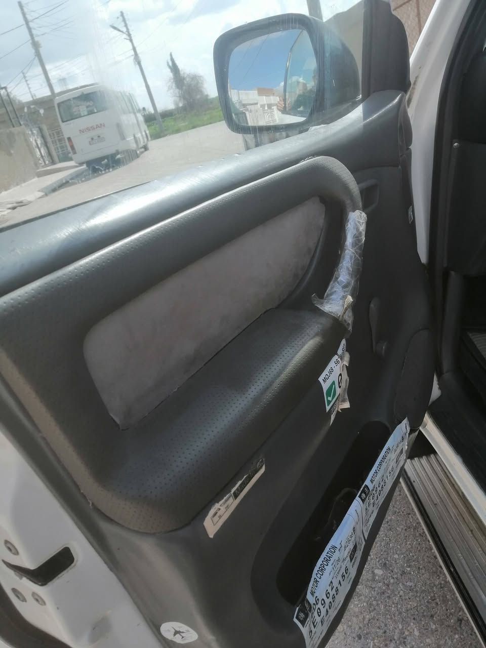 مونیکا مودیل2000سنەوی هەموو شتی نوییە 1پارچەی بویاخە بی لیدان چوارتاێە نوییە گیرو مکینەی ئەکسل هەموی بەشەرت خازو بنزینە هەموشتی بەشەرتە مشتری تیڵ بکە بکە ***********
