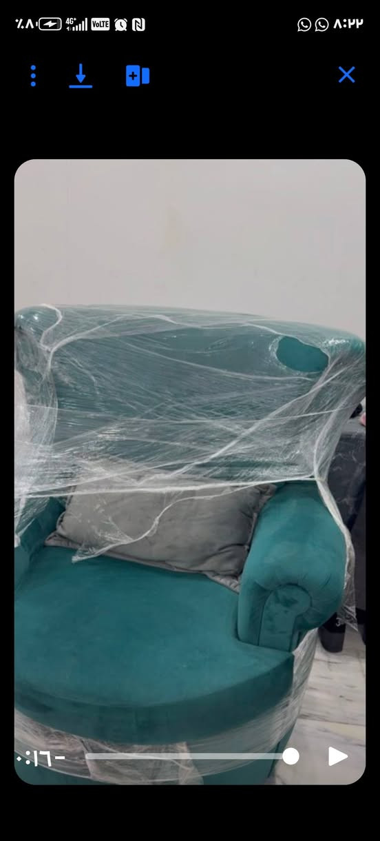 تخم من الامارت ثلاثيه وثنائيه اثنين وكرسي دزاين اوربي سبب البيع صغر المكان صغر المكان *********** وات ساب
