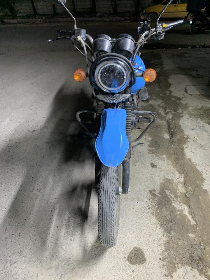 السلام عليكم دراجه دايوان مديل 25 للبيع بدون أورق اكفلك سرقه فقط العنوان بغداد الشعب ***********
