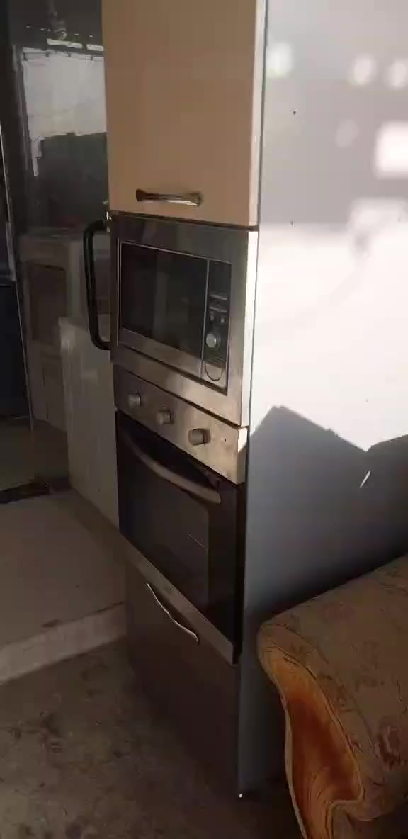 كاونتر ٧ امتار مرمر  ويا مايكرويف ايطالي +فرن ايطالي +طباخ +مرشحه+غسالة صحون 
المكان واسط الحي  يوجد نقل 
نظافة الكاونتر %٩٥


**إذا كنت صاحب هذا الإعلان وتريد حذفه لأي سبب، رجاءا أرسل رسالة إلى الدعم الفني**