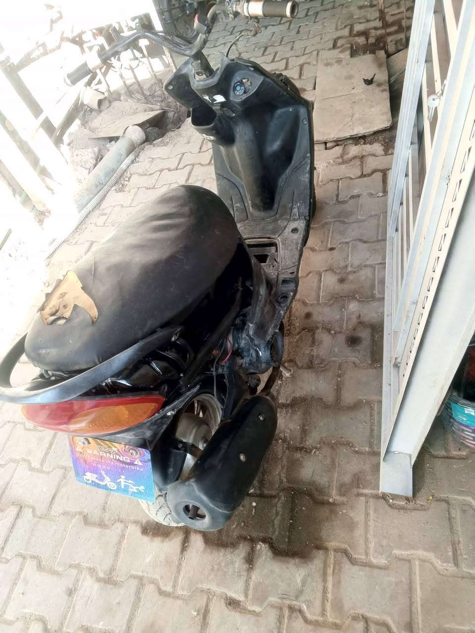 السلام عليكم دراجه للبيع مكينه مال ماكس ما مفتوحه شرط التفاصيل انتصل عله الرقم ***********
