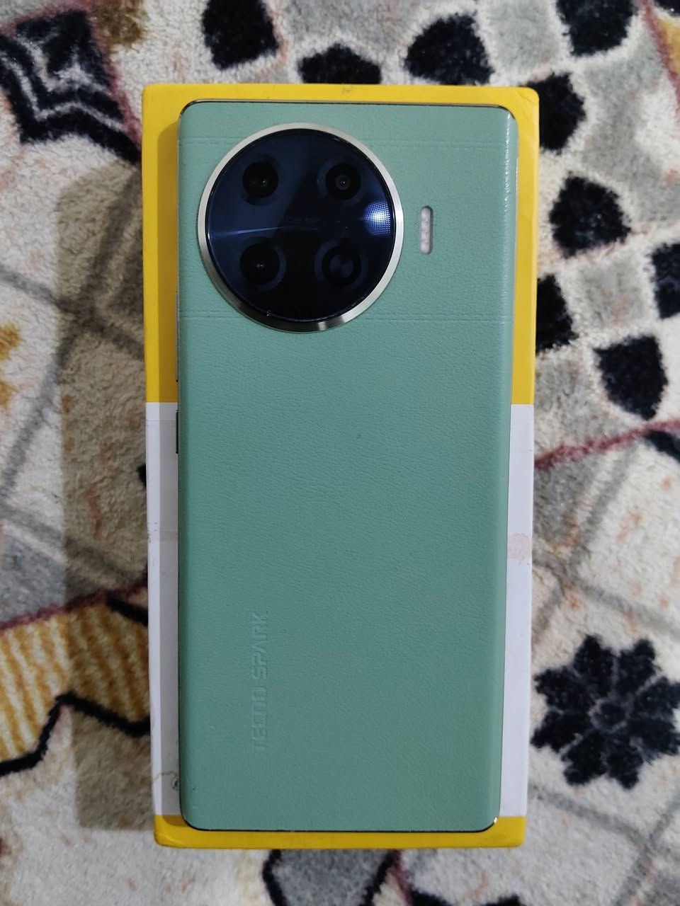 تكنو سبارك 20 برو بلس ذاكره 256 شاشه منحنيه امولد 120 هيرتز جهاز نضيف مكفول من الفتح ببجي 60  افريم السعره 185 مكاني بصره ابو الخصيب رقم ***********
