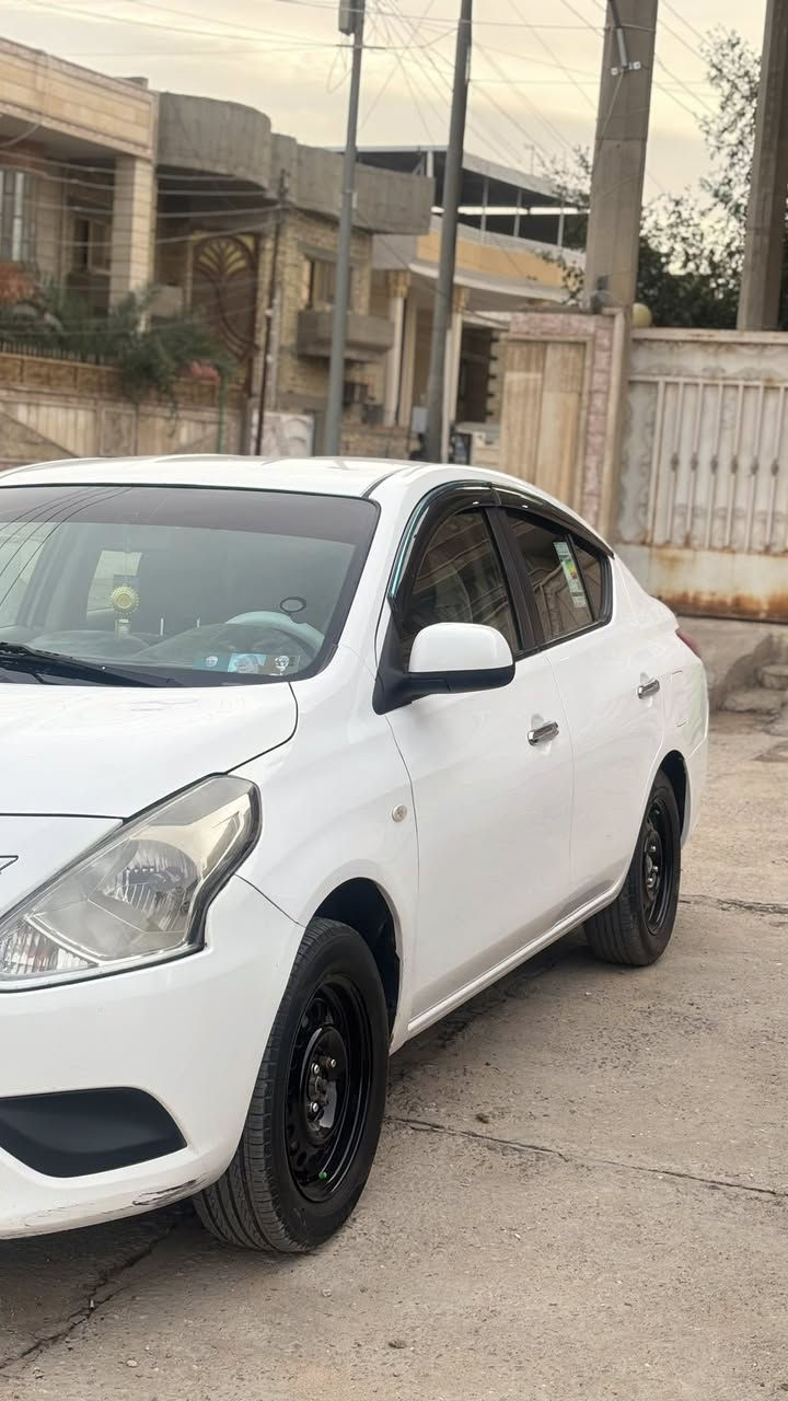 نيسان سني هندي بليتة زركة مديل 22 ماشية 65 الف بعدهي زيرو سيارة كلش نظيفة كفالة عامة فقط بارد مكان بسيط حتة ما مبين سنوية تنتهي 2030 مكاني البصرة سعر 114 بيهة مجال بسيط رقم ***********
