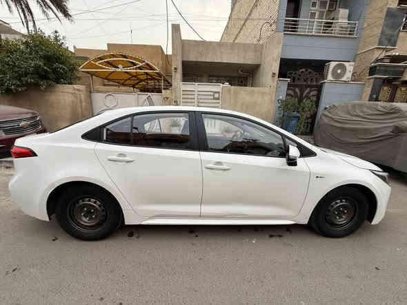 كولا وارد صيني  الشكل الامريكي 
السيارة مكفولة كفالة عامة 
موديل 2024
ماشية 57 
فول موصفات 
رقم بغداد 
بيه طخه خفيفة  بالباب مال الصدر موجوده وموضحة بالصور مامصلحها 

المكان حي القاهرة 
السعر 142

***********
