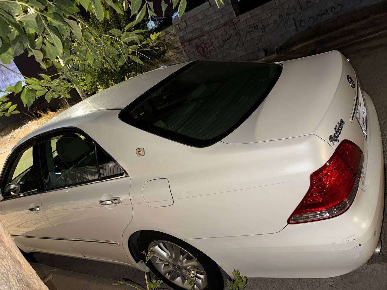 شاهینە  2005 ماشا اللە ی ئەوێ لە جوانی سپی موس موس 180 چوک بە بچوکی ناوزەرد 2 دوگمە کامل مەسروف چوار تایەی تازەی لەسەرە سەیارەی مەعرەز نیە
سعری:64 گەڵاو مەجالێکی برایانە 
ژمارە:*********** حلبجة, السليمانية
