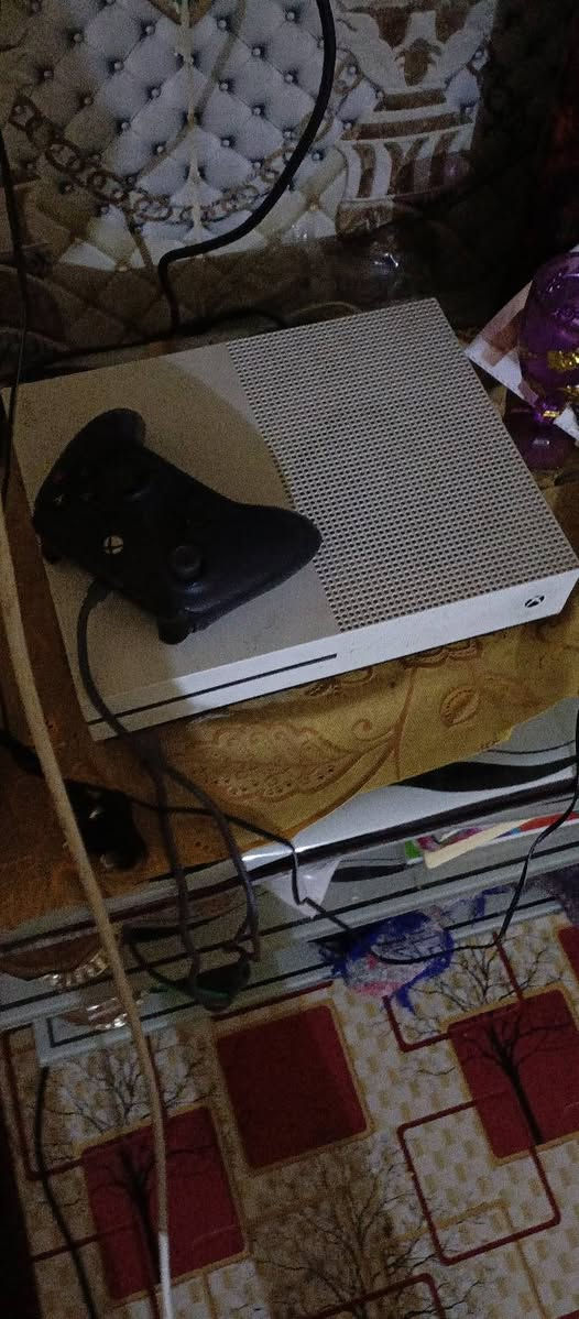 سلام عليكم
اكس بوكس وان اس 
500كيكا 
مع حساب بي كراند مشتريه 

نضافه 100
مامفتوح بي ايشي تعال افحص عجبك اخذه وروح

سعره 250وبي مجال
مكاني بصره كرنه


**إذا كنت صاحب هذا الإعلان وتريد حذفه لأي سبب، رجاءا أرسل رسالة إلى الدعم الفني**