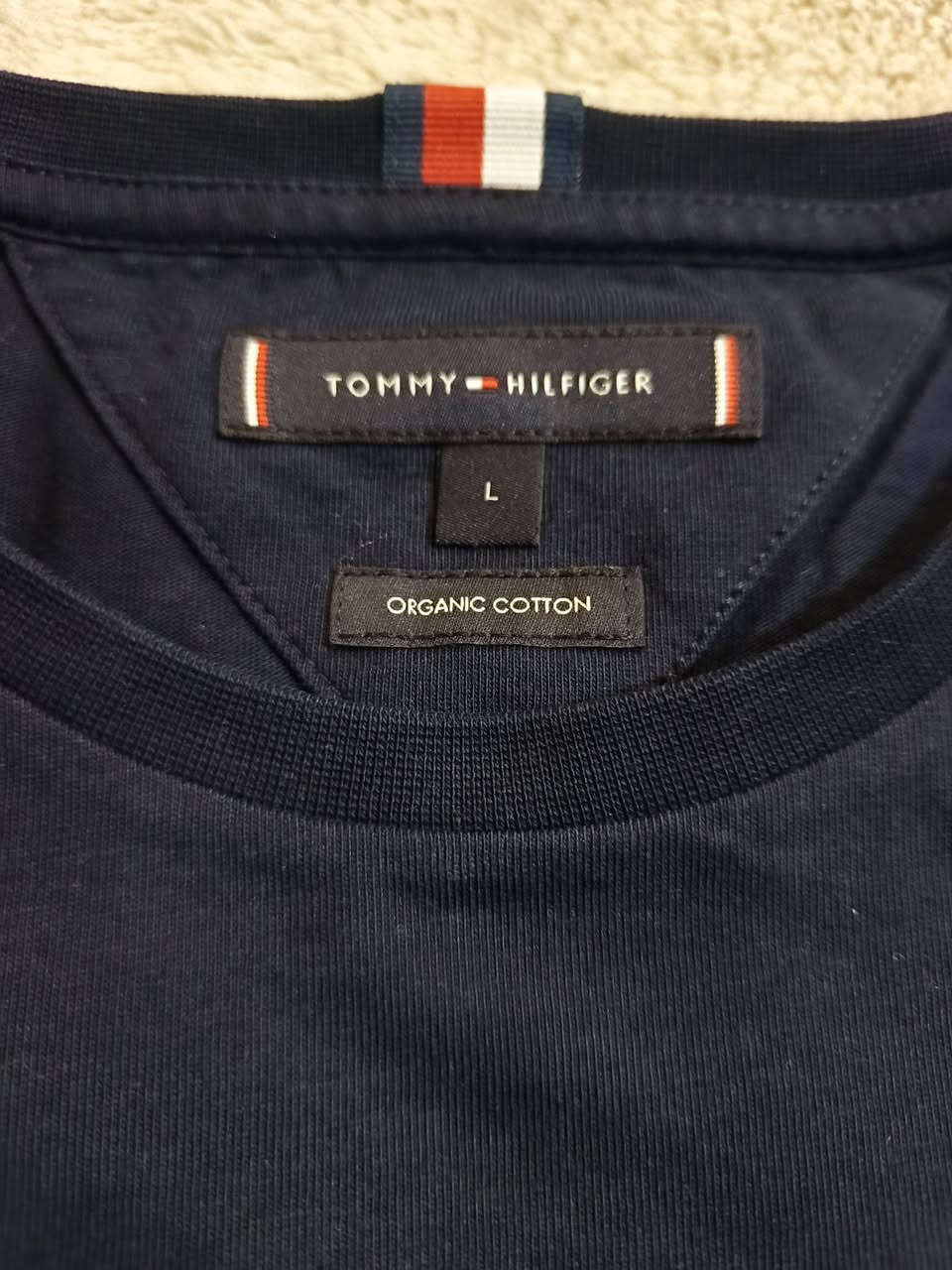 تيشيرت تومي هيلفجر
اصلي جديد ممستخدم
قطن ١٠٠٪ قياس لارج يلبس ميديم
للحجز مراسلة الصفحة


**إذا كنت صاحب هذا الإعلان وتريد حذفه لأي سبب، رجاءا أرسل رسالة إلى الدعم الفني**