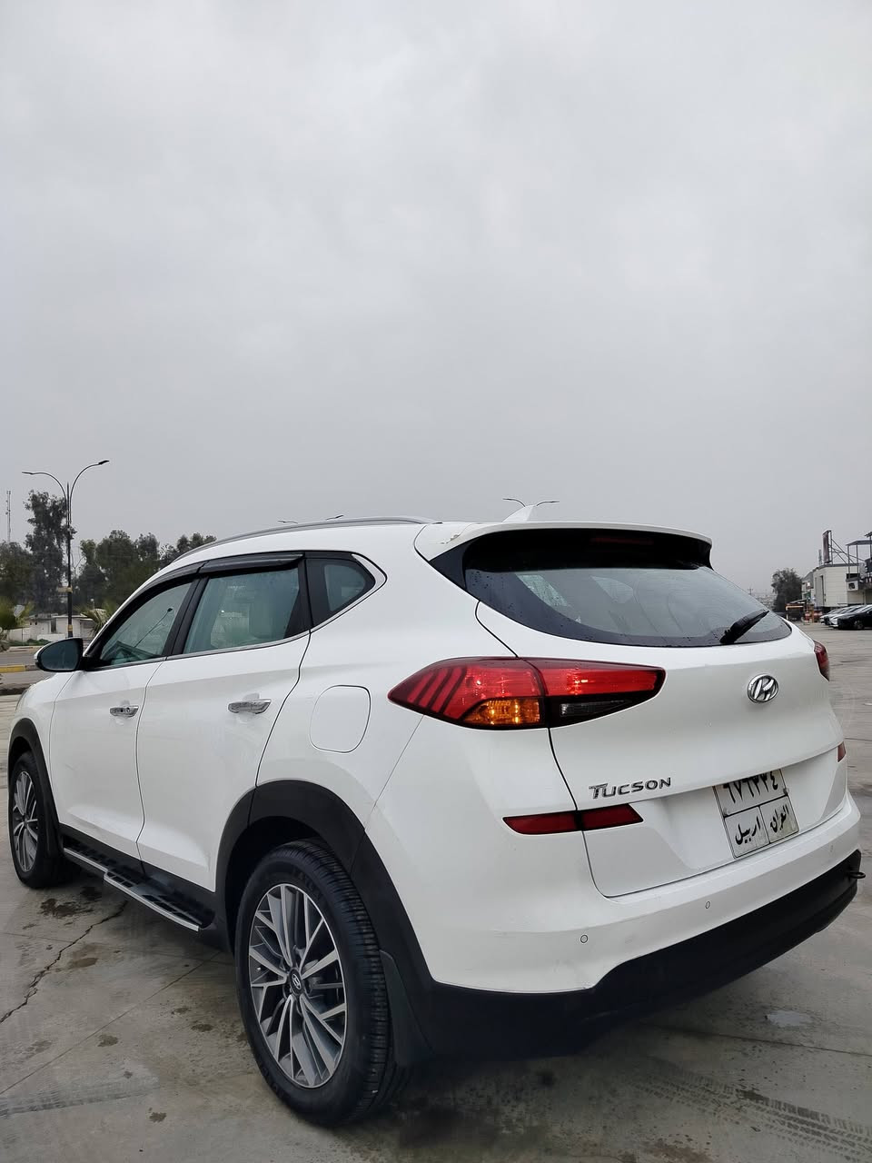 للبيع
سعر 210$
هيونداي توكسان موديل 2020 وارد كوري 
ماشية 105 كيلو
محرك 4 سلندر حجم 2000 دوش ما مفتوح بشرط
رقم اربيل ألماني رقم وهزه وسنويه جديد پأسمي شرط التحويل 
🚫 بيها قبغ الصندوق صبغ  بدون دواخل  شرط 

سياره نظيفة جداً بدون شخوط بدون تعديل بارد 🤏 

مواصفات فول عدا البانوراما 
بصمه تشغيل 🫆 
بصمه ابواب 
5 عدسات 
اربعه دسك 
تحكمات ستيرن 
رادرات 
شاشه 
كامره خلفيه 
كشنات جلد 
كشنات كهرب 
هاندبريك بـ رجل
اشاير بل مري 
مري شفط 
يدات نيكل 
ويل مكسيكي
وبعد بيها هواي مواصفات ‼️ 
سياره جديده وجاهزة من كلشي شرط دينار ما تصرف عليها 
موصل الايسر 🔥 
***********
***********
ملاحظة الرقم الكورك بيه واتساب 🟩 
يوجد بيع وشراء السيارات المتضررة والجديدة داخل هذه الصفحه
