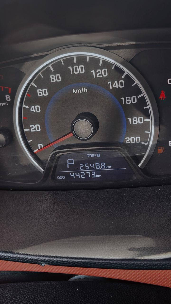 السلام عليكم سياره هيونداي i10 موديل 2020 ماشيه 44 الف كيلومتر بدون حادث السعر 120 وبيها مجال للطيبين العنوان بغداد شارع فلسطين.
للاستفسار:***********
