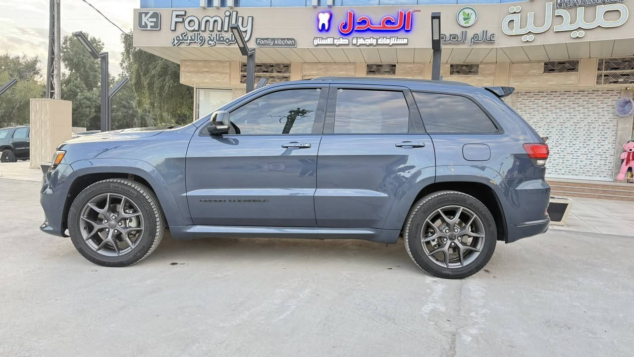 السلام عليكم
للبيع جيب لمتيد اكس 2020 JEEP GRAND CHEROKEE, LIMITED X
موديل 2020 رقم أربيل 
السياره  فوول للاخير ١/١ محرك 3600 ماشية33
_____________
ضرر السياره موضح بالصوره بنيد فقط زاد ربع حاملاغ امامي بدون دواخل
السعر 260$$ وبيهه مجال

مكاني أربيل
للاستفسار / رقمي***********
