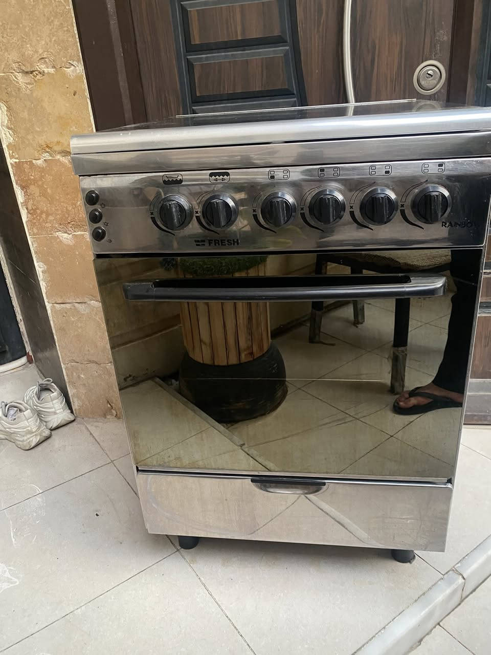 السلام عليكم من رخصة الادمن المحترم ❤️ 🌹  للبيع طباخ اربع عيون مصري ماركه فرش العيون حلوه نظيفه وفرن شغال كامل السعر 75 الف 
مكاني بغداد العامريه


**إذا كنت صاحب هذا الإعلان وتريد حذفه لأي سبب، رجاءا أرسل رسالة إلى الدعم الفني**