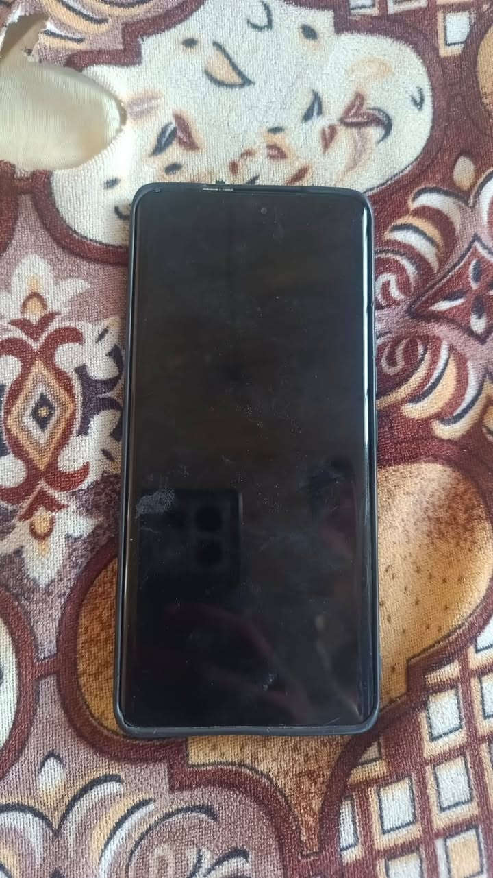 السلام عليكم  هونر اكس ٩ سي مراوس ب دراجه مبايل حيل نضيف ببجي ٩٠ فريم ***********
