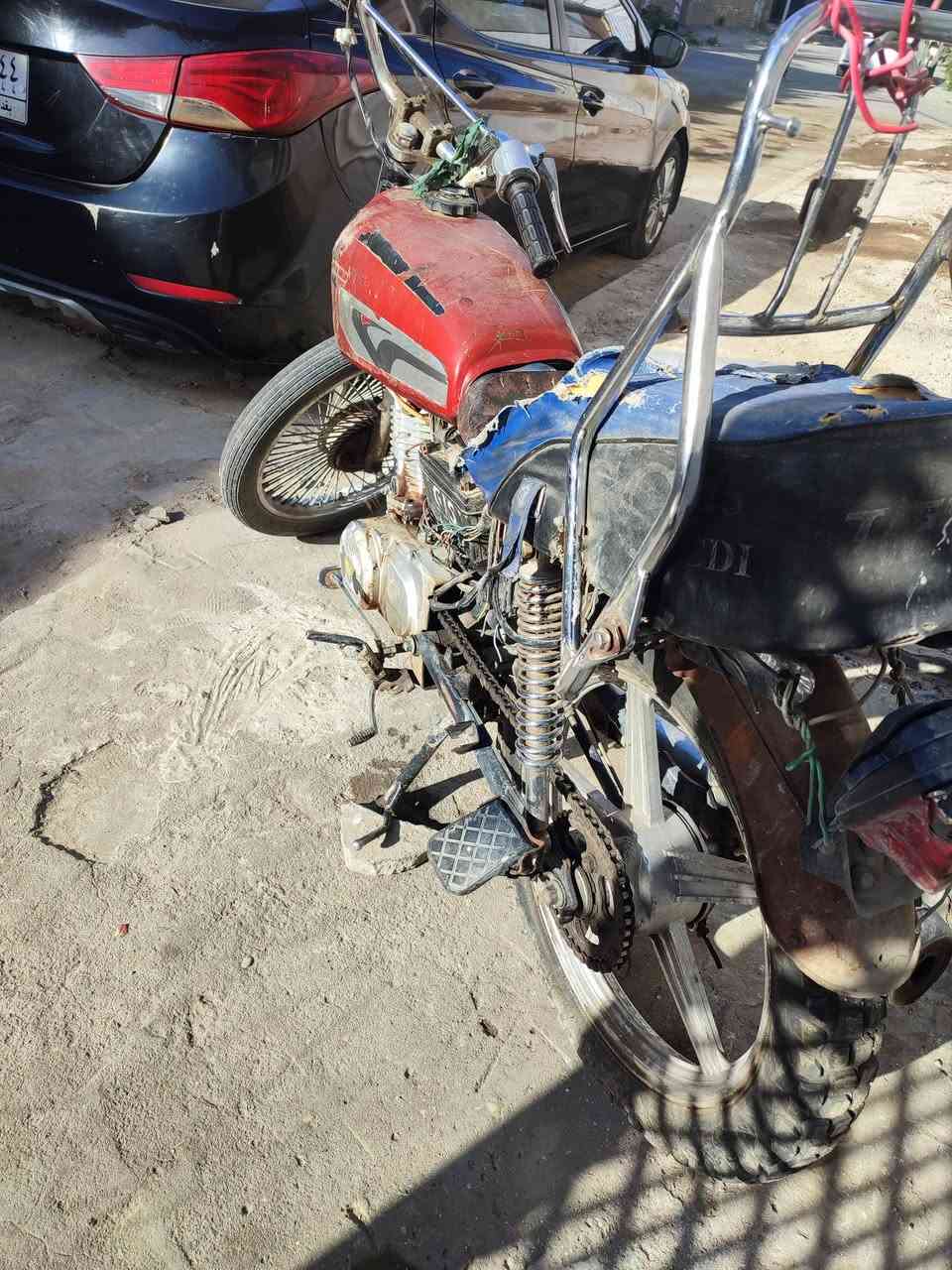 سلام عليكم 
دراجه ايراني اربعه كير 2020 تايكر شغاله محرك برغي ممفتوح منه كلك ابيعه على وضعه 125لف لاتكلي هاي نقص وهاي ماكو هاي صور كدامك مكاني بغداد البياع متواجد فيس


**إذا كنت صاحب هذا الإعلان وتريد حذفه لأي سبب، رجاءا أرسل رسالة إلى الدعم الفني**