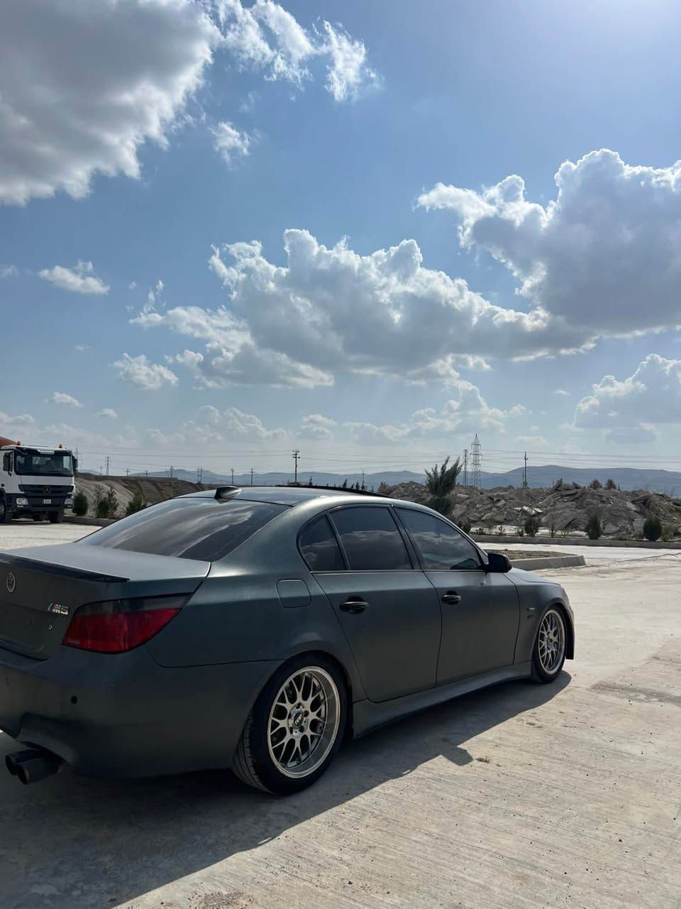 Bmw e60 2004 فول سلایت ئاوێنە کارەبا کوشن جلد کوشن هیتەرو خەزن ساردو گەرم تۆماتیک حادی سپۆرت تەبریت بەس قایشی لەسەر نیە گێرو مەکینە بەشەرت دەحمی نیە یەک جەمەلاخ کەڤەر گۆراو وەسەلام موشتەری لە خزمەتام ٦٥ مەحامەلە دخان, السليمانية


**إذا كنت صاحب هذا الإعلان وتريد حذفه لأي سبب، رجاءا أرسل رسالة إلى الدعم الفني**