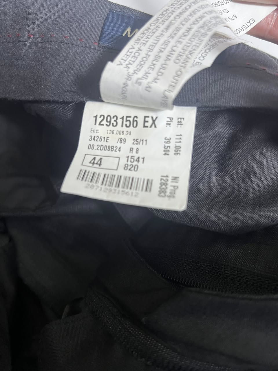 بنطرون قماش ماركة  Massimo Dutti
نضافه 💯
قياس 34
حجز خاص
تابع كل ماهو جديد ومميز ونادر
توصيل موجود 🚚


**إذا كنت صاحب هذا الإعلان وتريد حذفه لأي سبب، رجاءا أرسل رسالة إلى الدعم الفني**