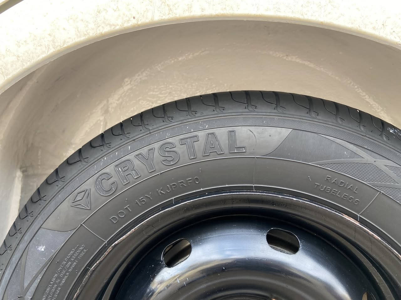 سلام عليكم بيجو 405مديل 2010سياره كفاله عامه ماشيه 120حقيقي سياره بسمي وكل نقص مابيه ***********
