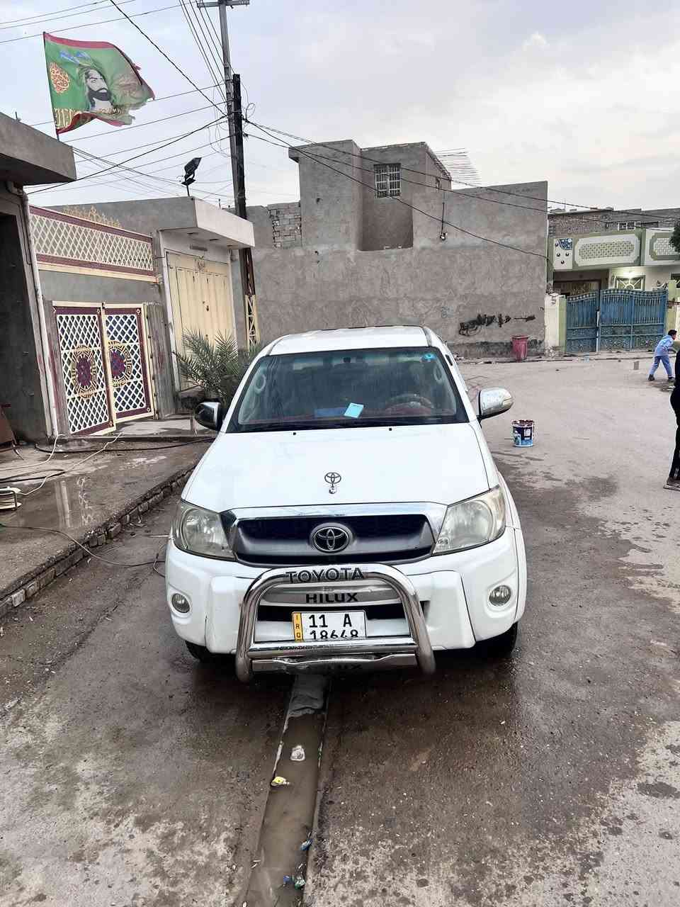 سلام عليكم للبيع هايلوكس فور ويل 4X4 
موديل  2010  رقم بغداد إنكليزي بسمي 
مكفوله كفاله عامه من الصبق والضربه والبارد 
كير اوتماتيك مكينه مكفوله لا بخار ولا صرف 
صدر جديد صار شهرين من شديته امامي وخلفي 
تخم تاير جديد سياره سعوديه مال بيت استخدام شخصي 
مكاني بغداد المعامل الباويه السعر 190  ورقه وبيها مجال حك الجيه للاستفسار اكثر اتصال ***********
