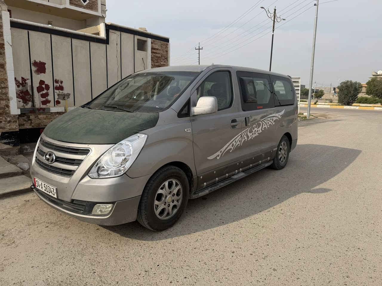 ستاركس للبيع ٢٠١١ رقم بصره دولي كير محرك صدر تخم تاير تبريد تدفئه كله جديد يرهم مراوس بسياره خصوصي مكان السياره صلاح الدين بلد السعر ١٥٥ وبيهه مجال ***********
