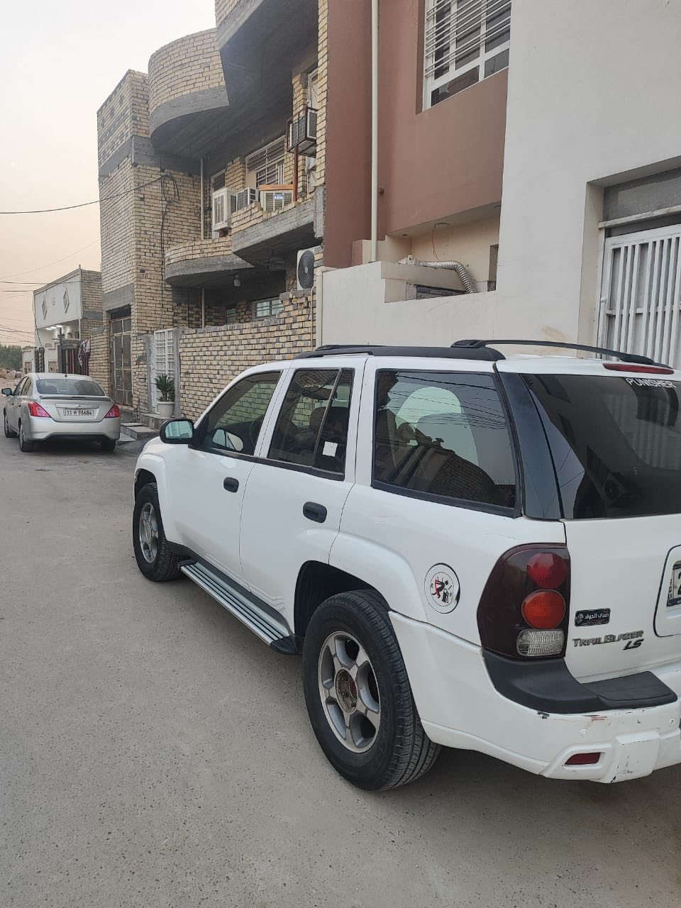 ٢٠٠٨محرك وگير جدد حاوية حدادية جديدة تبريد ثلج محرك قبق أسود صبغ باب عكس السائق سيارة جاهزة ١٠٠/١٠٠للأستفسار***********سعر٩٥ورقة
