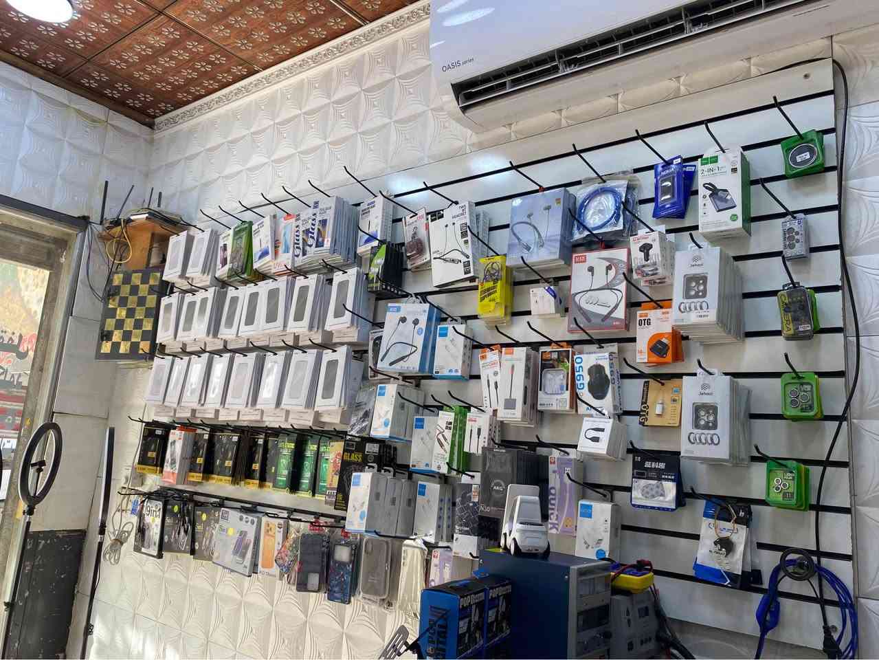 ميز صيانة وبوردات عدد 2 وهوكات للبيع الي يحتاجهم يراسلني ويدلل عمارة, ميسان


**إذا كنت صاحب هذا الإعلان وتريد حذفه لأي سبب، رجاءا أرسل رسالة إلى الدعم الفني**