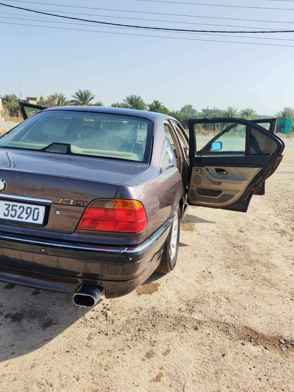 السلام عليكم ورحمة الله وبركاته
مكلف بل نشر
كاسح للبيع
730 مكينه 35حاويه جديده
موديل 95
رقم دولي الجديد بغداد
تحويل مباشر
سياره جاهزه وكامله
غرفه نضيفه فقط كشنات اماميه موكلش نضاف 
ميحتاج نشرح مواصفات معروفه
السعر 70 بيها مجال
مكان السياره حله
+964 774 821 0170


**إذا كنت صاحب هذا الإعلان وتريد حذفه لأي سبب، رجاءا أرسل رسالة إلى الدعم الفني**