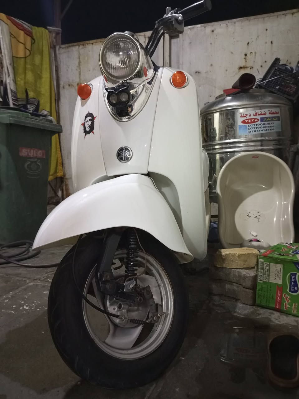 سلام عليكم للبيع دراجه كلاسك نثيه دراجه حلوه ونضيفه الله شاهد بس جاي امشي بيه وطفت تاخذ كوم حديد 100قفل ربع مينزل عنوان الحسينيه مال راشديه راسلني على الخاص او تتصل عليه ***********كلشي شغال كهربائيات هورن كلوبات كلشي
