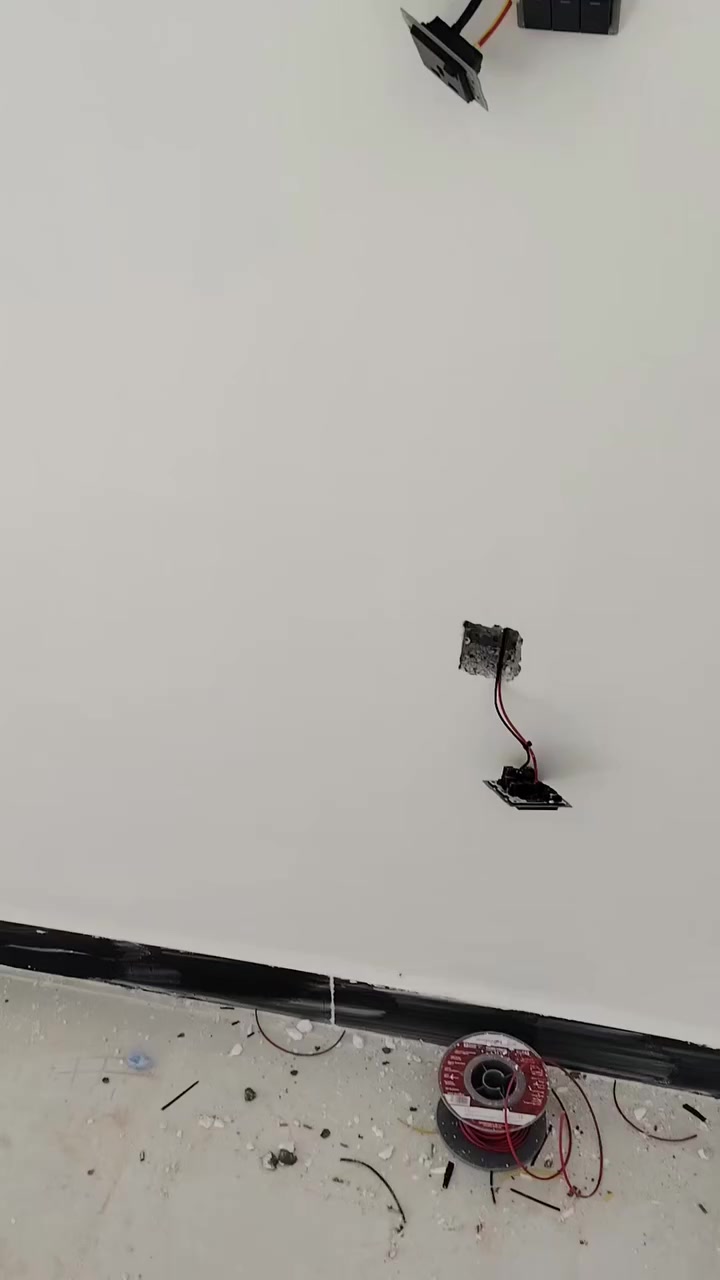 اللهم صل على محمد وآل محمد 
تشطيب كهرباء منزل
#ابي_الخصيب
جودة العمل تتحدث 
العمل في جميع مناطق البصره
#للتواصل ***********
