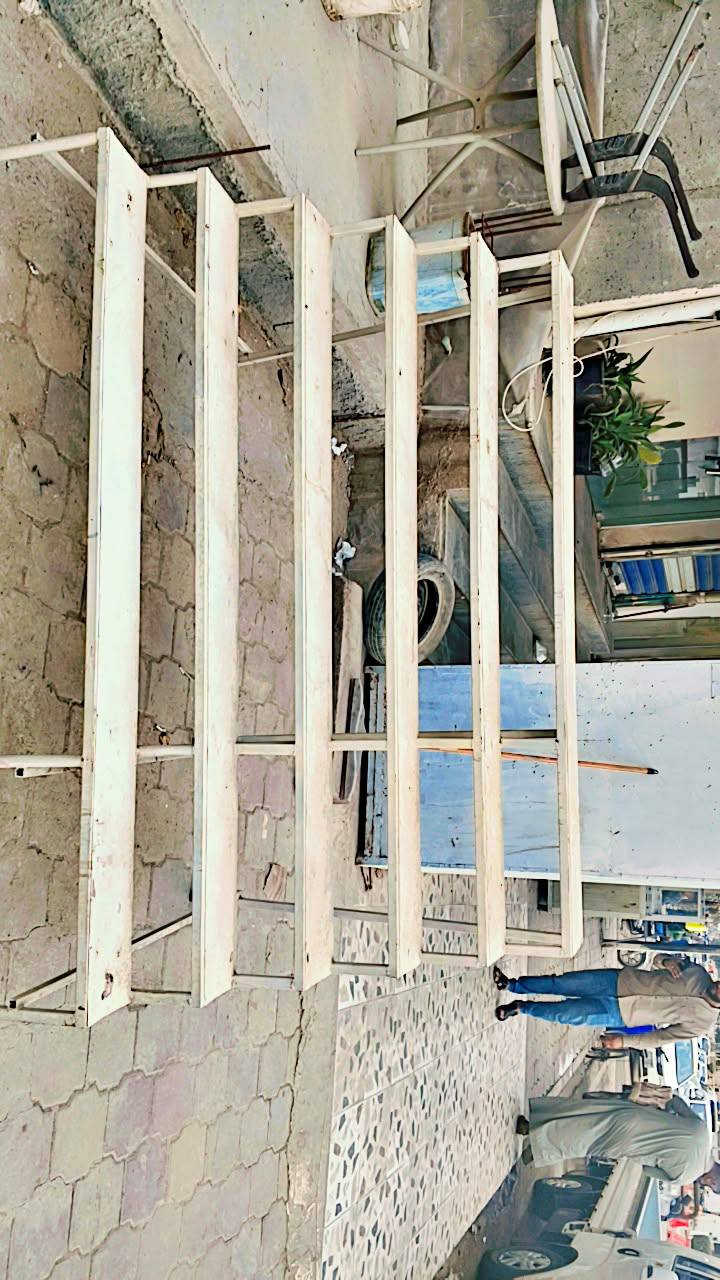 بسطيه مدرجه عدد (2) بسطيات للبيع ارتفاع 120سم عرض البايه الواحده190سم عدد البايات المدرجه  (٦) تفاصيل ***********
