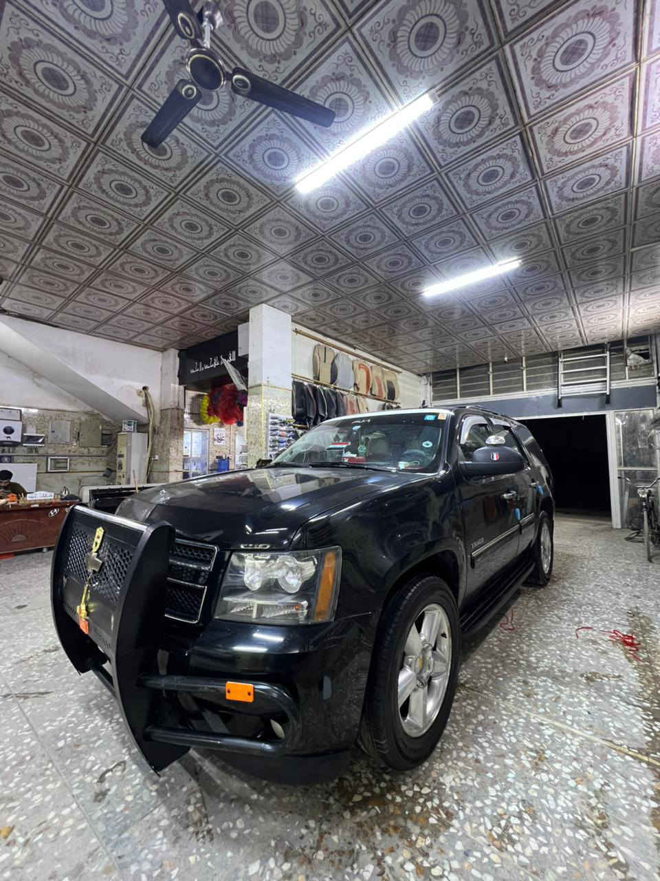 [[[ تاهو للمراوس ]]]
تاهو وارد كندي موديل 14 فيها 4 قطع صبغ بدون حادث اللون اسود الرقم بغداد بأسمي مكان السيارة محافظة بابل الحلةة
مواصفات السيارة 

محرك 5300 مكفول

كير مكفول 

حدادية امامية وخلفية مكفولة 100%

تشغيل من بعد 

كامرا خلفية 

حساسات خلفية 

شاشة حديثة كاري 

شاشة سقف 

ثلاجة عدد 2 صغيرة وكبيرة 

بطارية هندي درجه اول صار اسبوعين من شادها 

داش كام اصلي درجة اولى 

تبريد 3 قطع 

كراس خلف السائق منفصل vip

كرسي السائق والصدر كهربائي 

درع امامي 

سيباية خلفية 

سيارة متعوب عليها 

السعر 257  ولي ميعجبه السعر ان شاءلله يحصل الاحسن منها 

للتواصل والاستفسار على الرقم (( *********** ))
