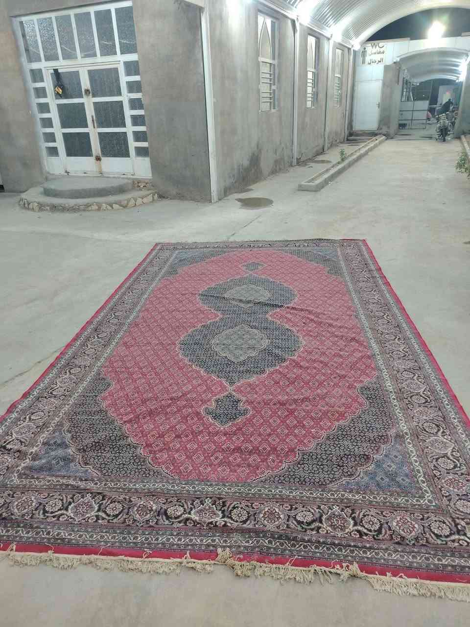 زوالي للبيع نسبه النضافه ٩٠ بل ميه اربع قطع نفس الشكل مال حسينيه
القطعه الوحده  ٧٠
الأتصال
***********
