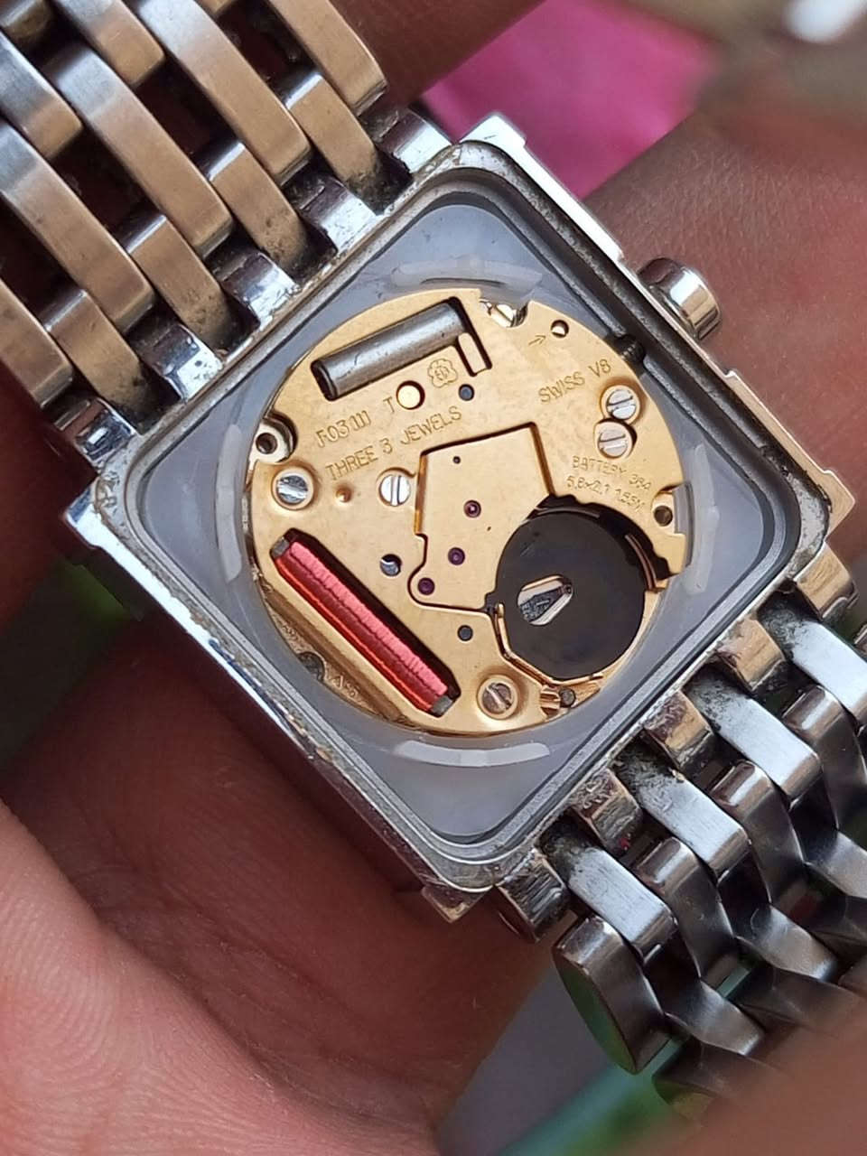 تيسوت سويسري اصل الاصل بلادي بل كامل يلبس ايد ناعمة ونسائي سعر 100


**إذا كنت صاحب هذا الإعلان وتريد حذفه لأي سبب، رجاءا أرسل رسالة إلى الدعم الفني**