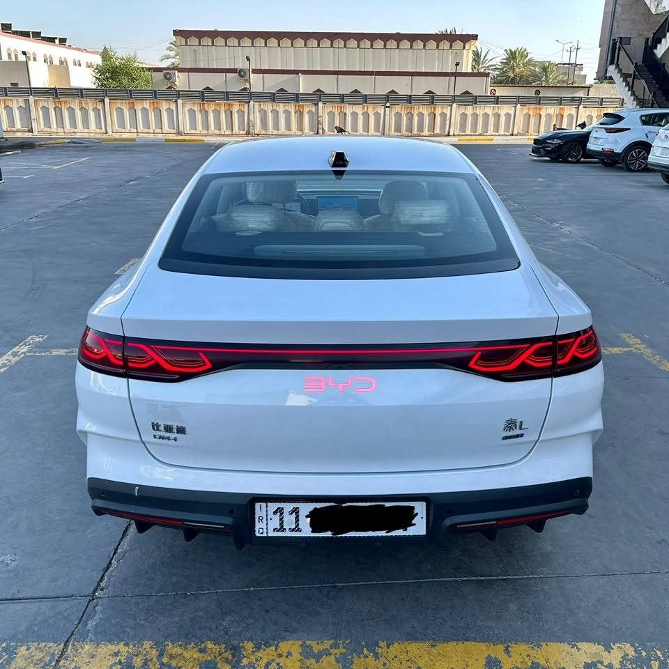 ‼️‼️إنتبه السيارة qin L وليست qin plus ‼️‼️
Byd qin L 2025 
13كامرا 
حساسات 360 
رادار تفاعلي يكشف كل شيء بالشارع 
ركن تلقائي 
قيادة ذاتيه مفعله بيها نظام adas
ابيض والداخل ابيض المميز 🤍
Dvr نظام تسجيل داخلي يسجل طول الوقت 
ونظام حماية من تكون السياره مطفيه أو طابكه اي أحد يتقربلها تصوره soc
رادار إمامي متفاعل 
بطاريه 80 كيلو متر
بطارية مع الوقود 2100 كيلو متر
محرك 1500 cc مع محرك كهربائي اخر
السياره مابيها اي حادث ومكفوله من كل شي
ماشيه 14500كيلو متر فقط 
السياره جديده بكل معنى الكلمه بعدهي على وضع الشركه 
السعر٢٤،٥٠٠،٠٠٠ د.ع
العنوان بغداد جانب الكرخ ❤️
للاستفسار على الاتصال او الواتس 
***********
