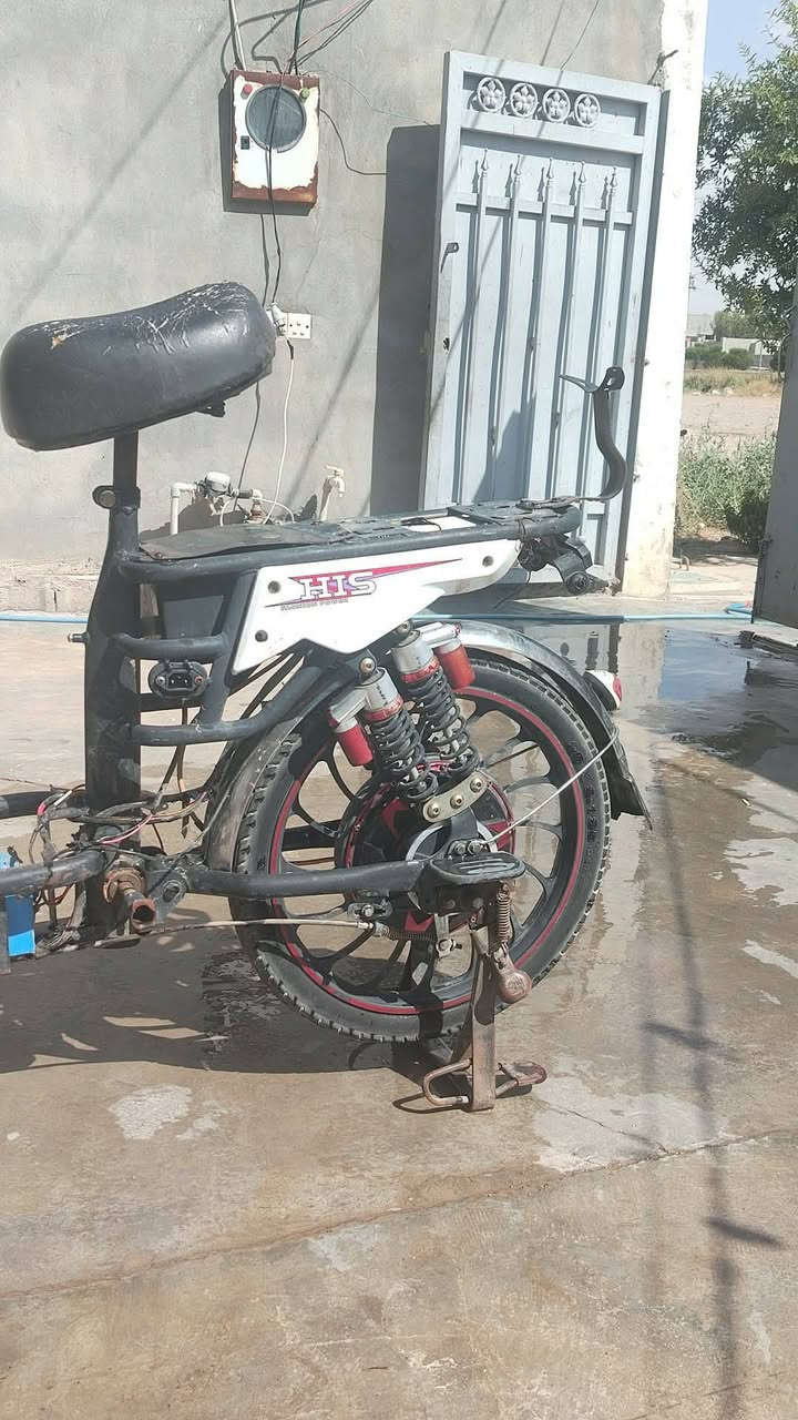 بسكيل شحن فقط نقص بطاريه شغال كامل 90وبيه مجال تيرات جديد لوك


**إذا كنت صاحب هذا الإعلان وتريد حذفه لأي سبب، رجاءا أرسل رسالة إلى الدعم الفني**