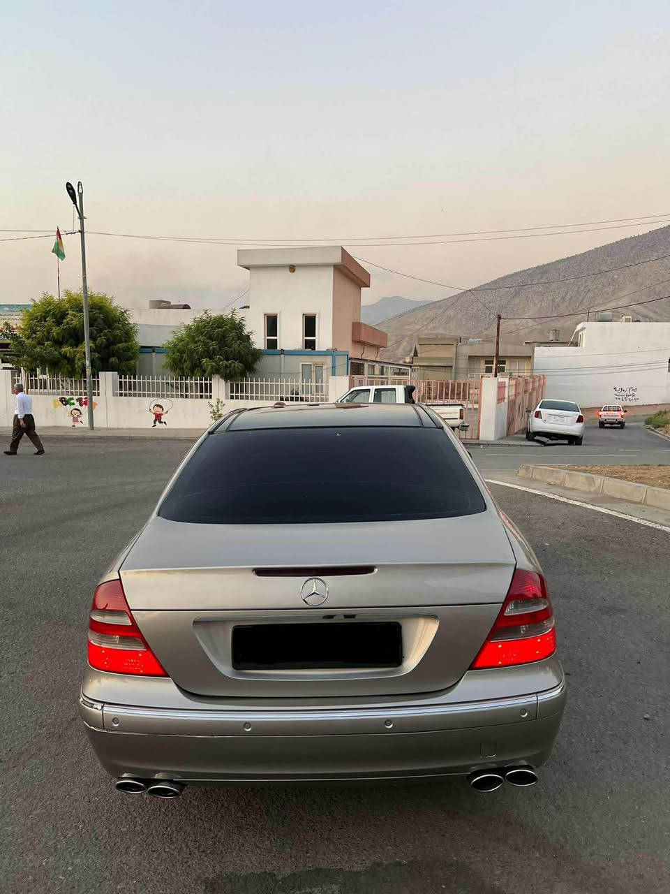 مارسیدس ٢٠٠٦ قەپات مواسەفات  پانۆ راما گوشین جلد گوشن کارەبا  سەیارە سەقف موس مەنەفیست ئەسلی گێرو مەکینە ئەکسل بەشەرت
*********** شقلاوة, أربيل
