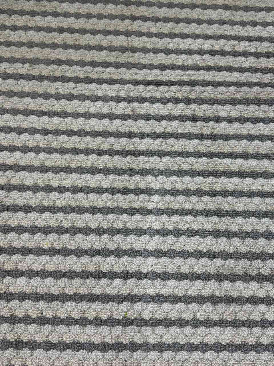 كابرت مفصل ٣ قطع ٤٠ متر نوع ثخين ماخذي متر ٨ تلاف ٤٠ متر نبيع متر ٣ تلاف يصر كله ١٢٠ بيه مجال بيسط بس شراي رجاءن


**إذا كنت صاحب هذا الإعلان وتريد حذفه لأي سبب، رجاءا أرسل رسالة إلى الدعم الفني**